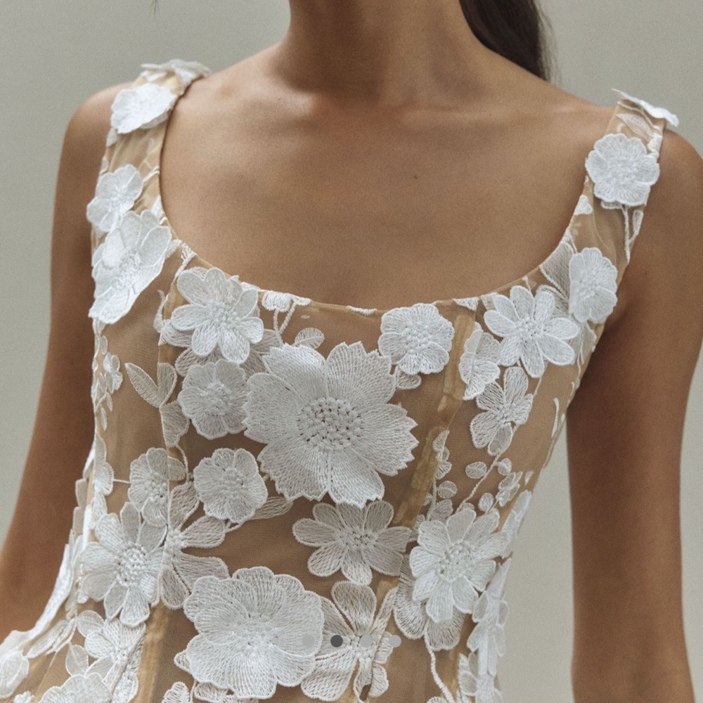 Bronx and Banco White Floral Appliqué Mini Dress - Picture 4 of 10